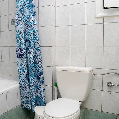 דירה J House קאבאלה