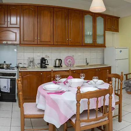 דירה J House קאבאלה
